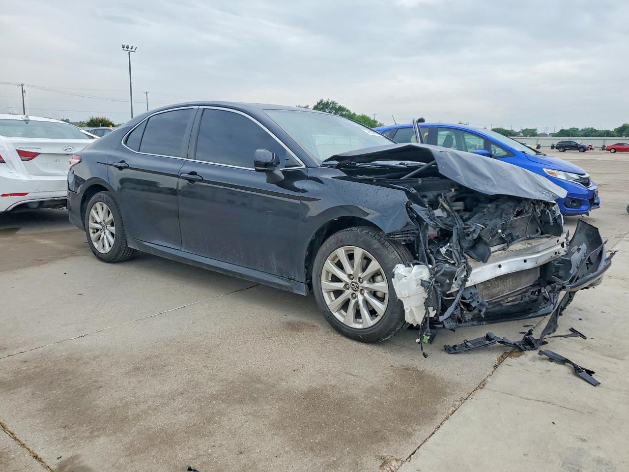 2020 TOYOTA CAMRY LE — снимка 4