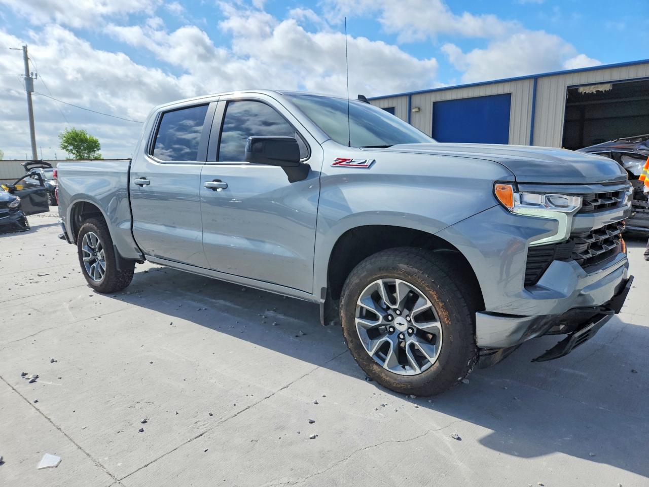 2026 CHEVROLET SILVERADO K1500 RST — снимка 4