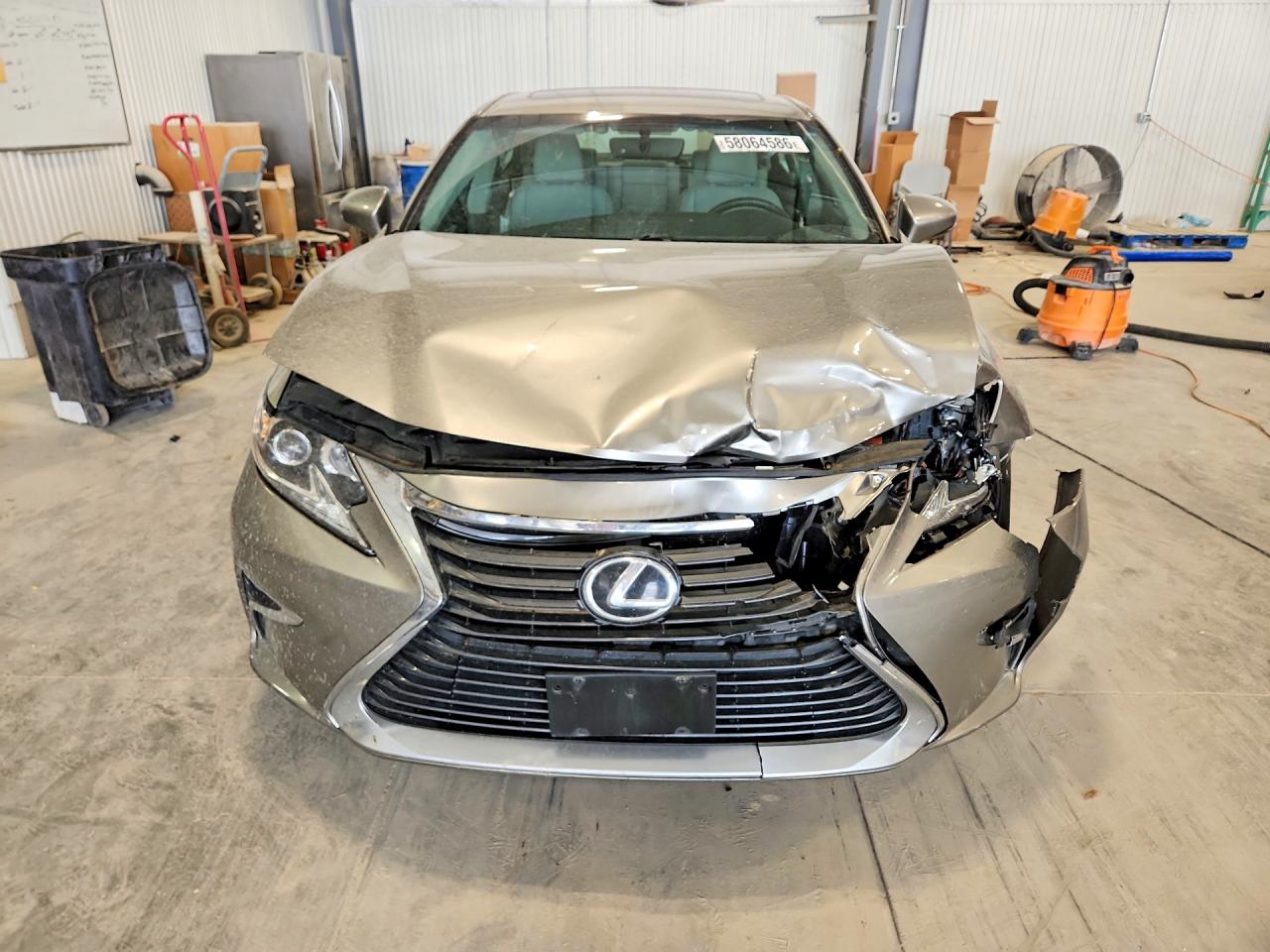2016 LEXUS ES 350 — снимка 5