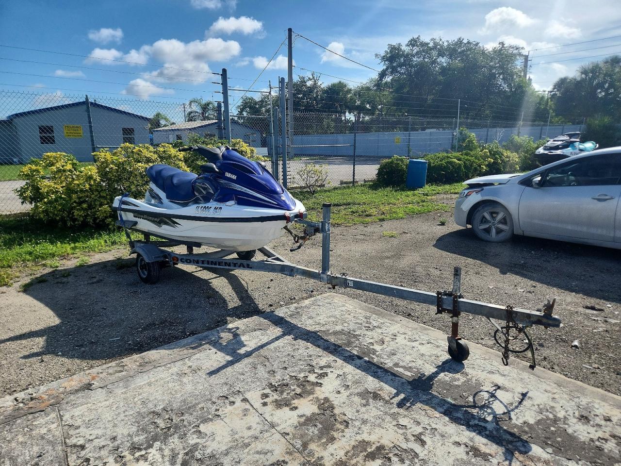 2003 YAMAHA JET SKI