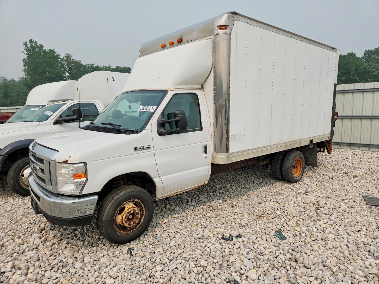 2017 FORD E450