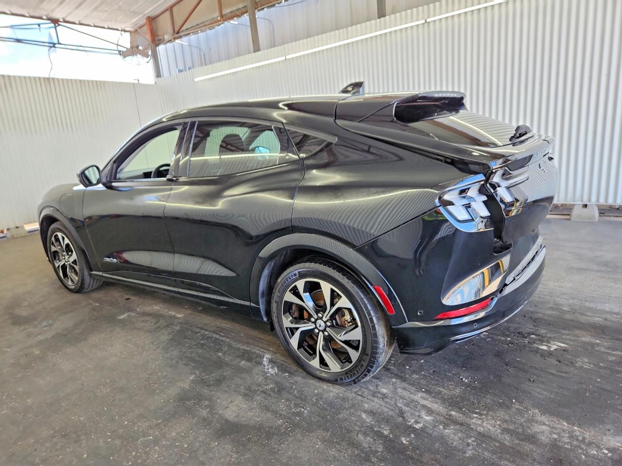 2023 FORD MUSTANG MACH-E PREMIUM — снимка 2