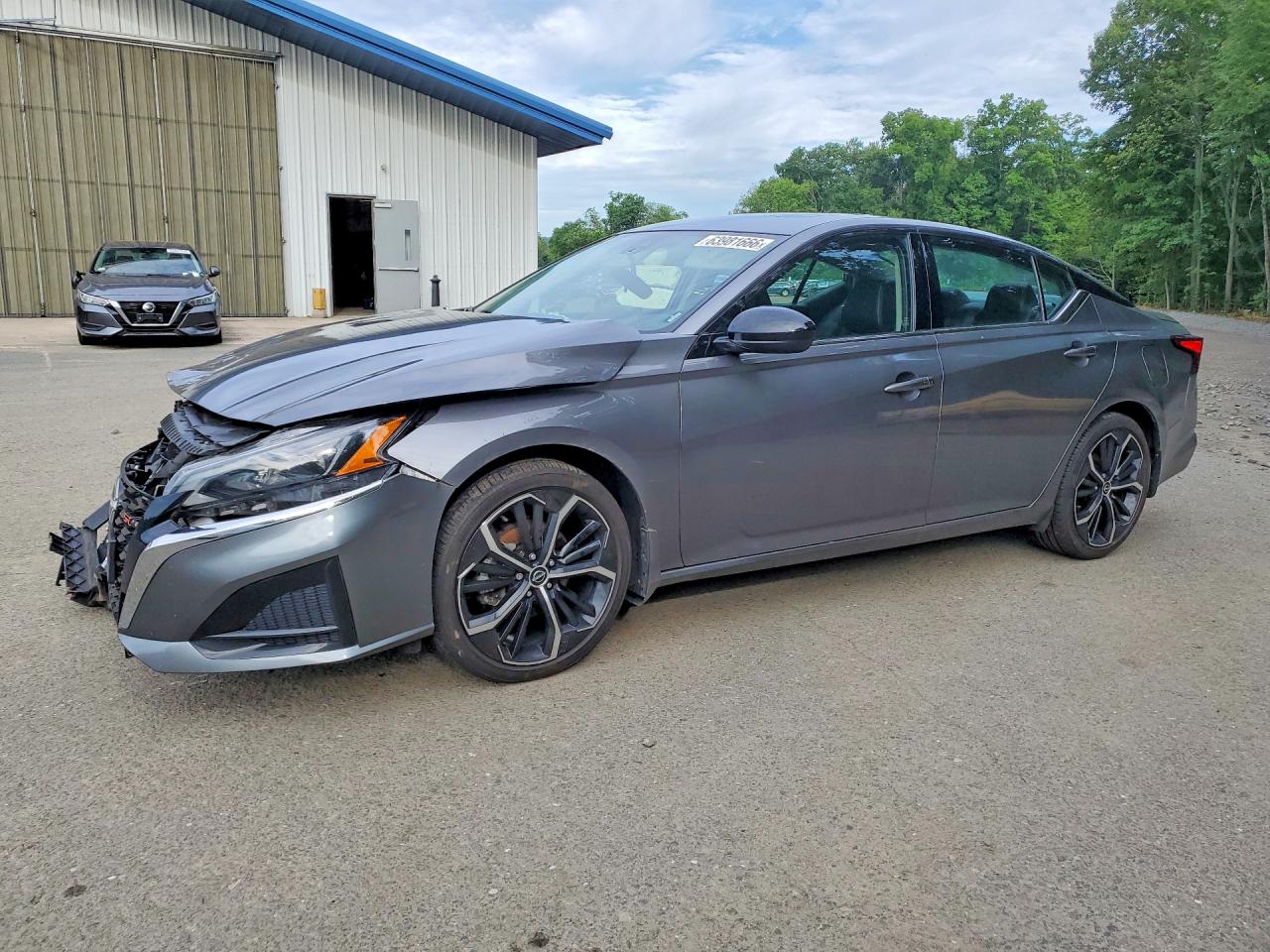 2024 NISSAN ALTIMA SR