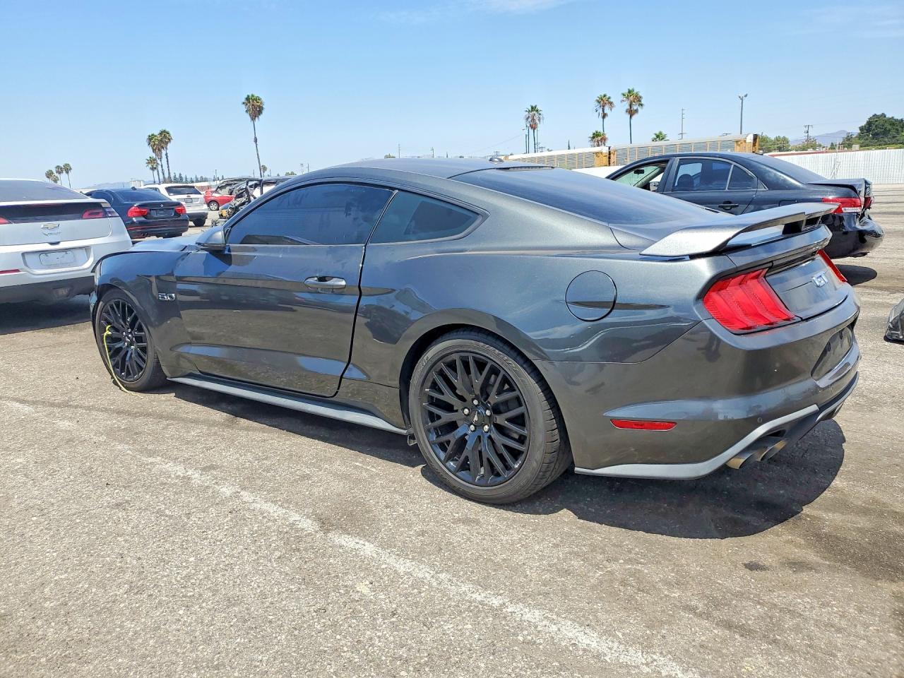 2020 FORD MUSTANG GT — снимка 2