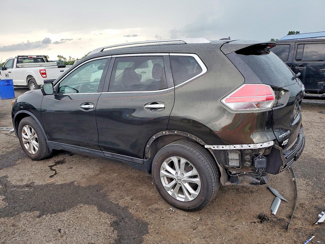 2016 NISSAN ROGUE SV — снимка 2