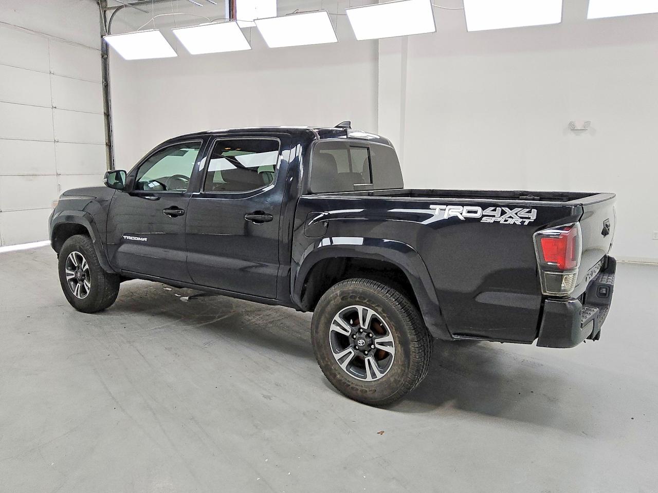 2018 TOYOTA TACOMA TRD SPORT — снимка 2