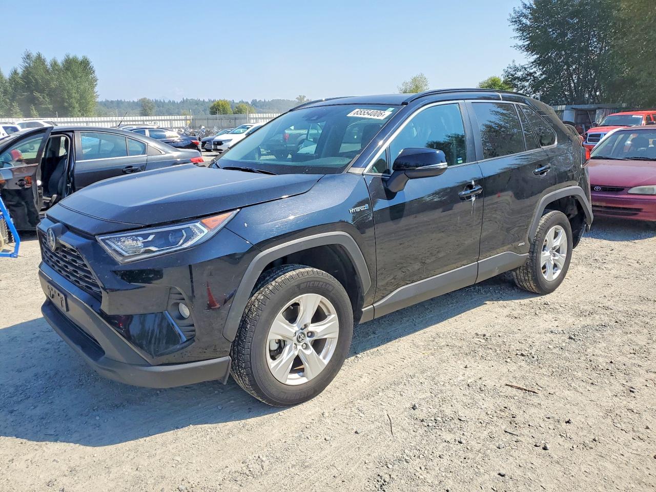 2021 TOYOTA RAV4 HYBRID XLE