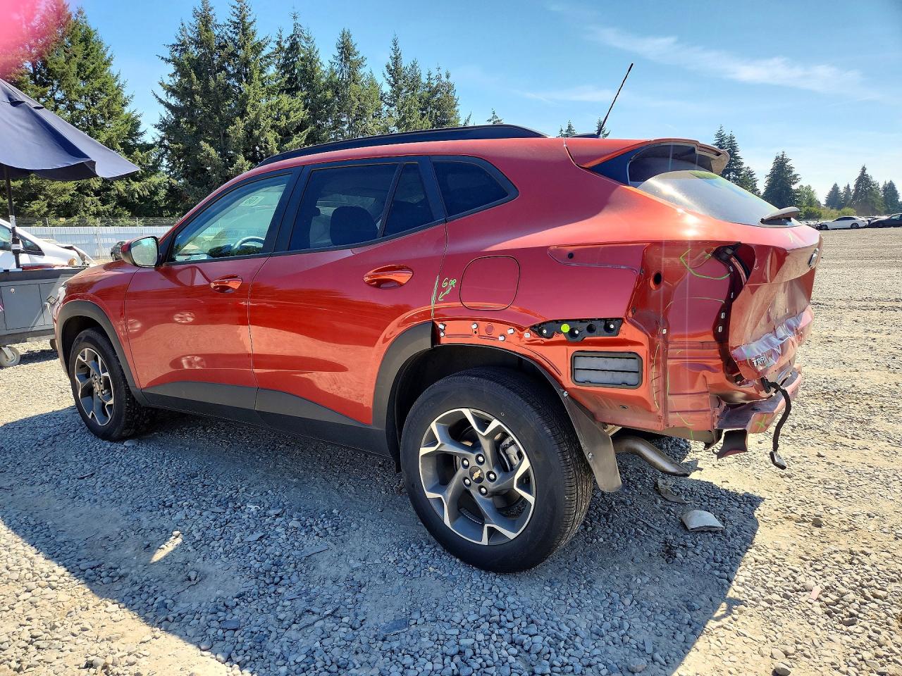 2024 CHEVROLET TRAX 1LT — снимка 2