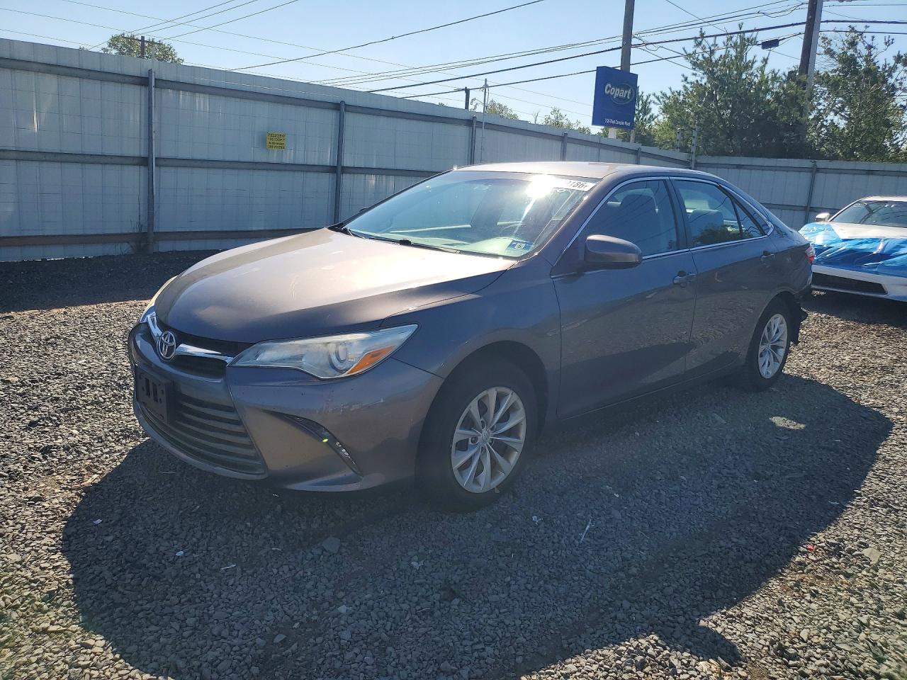 2016 TOYOTA CAMRY LE