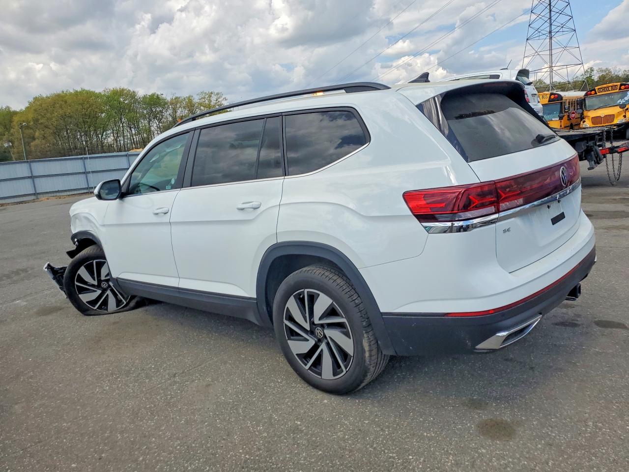 2025 VOLKSWAGEN ATLAS SE — снимка 2
