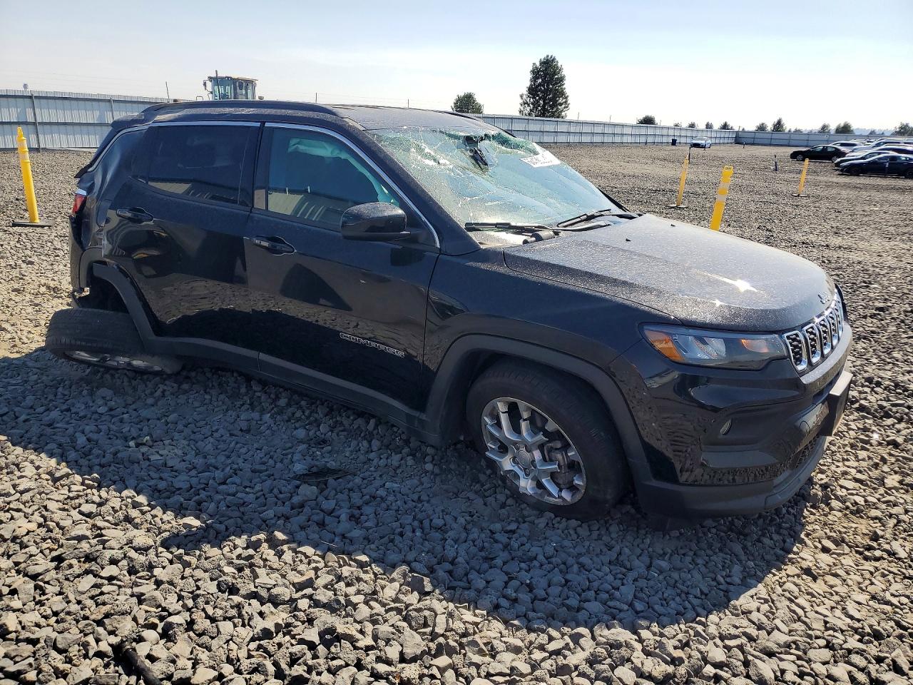 2024 JEEP COMPASS LATITUDE LUX — снимка 4