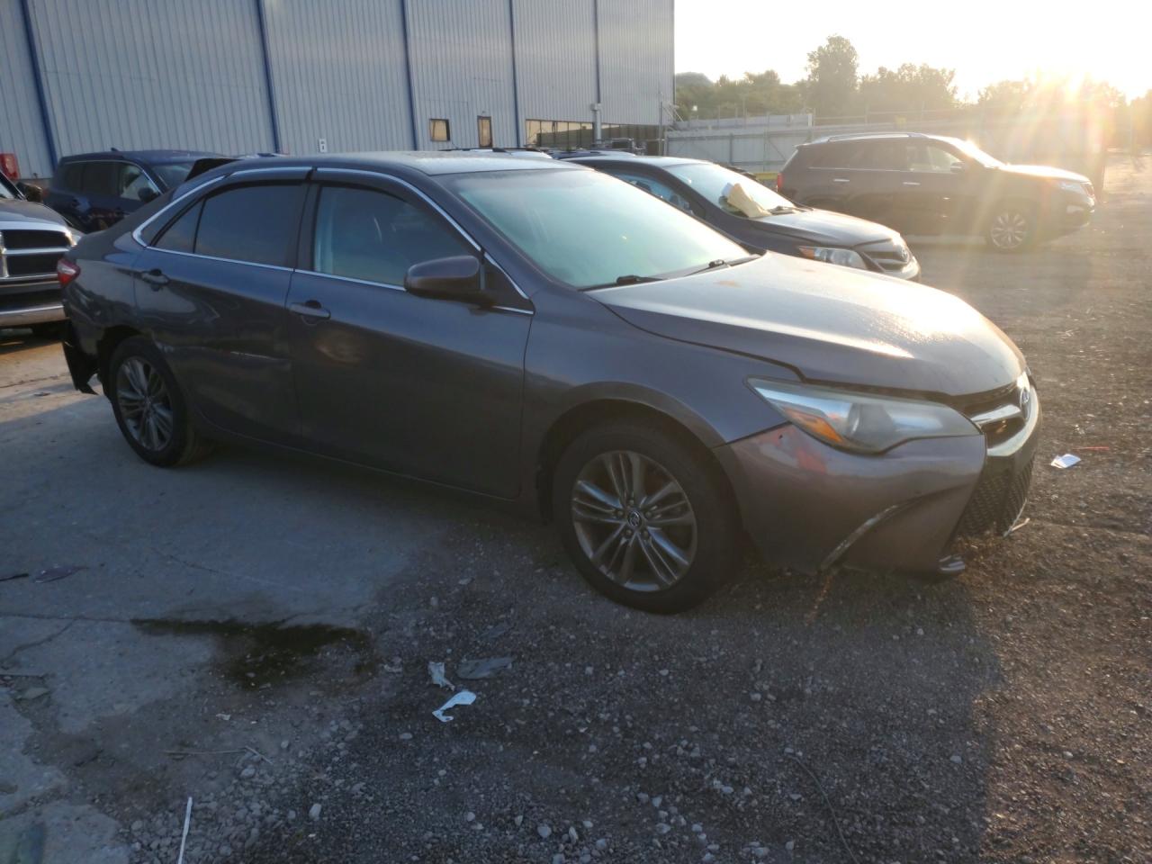 2016 TOYOTA CAMRY SE — снимка 4