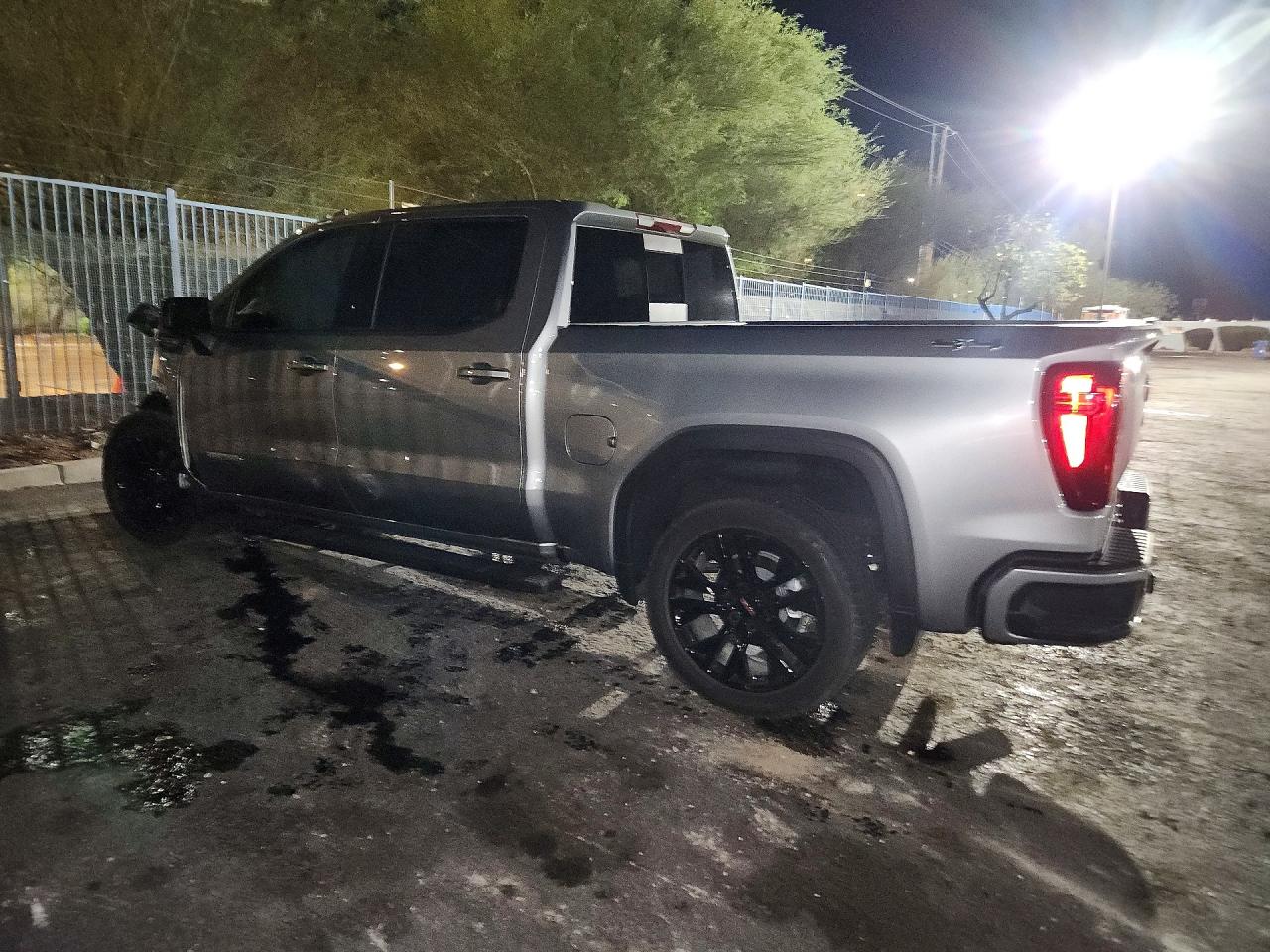 2026 GMC SIERRA K1500 ELEVATION — photo 2
