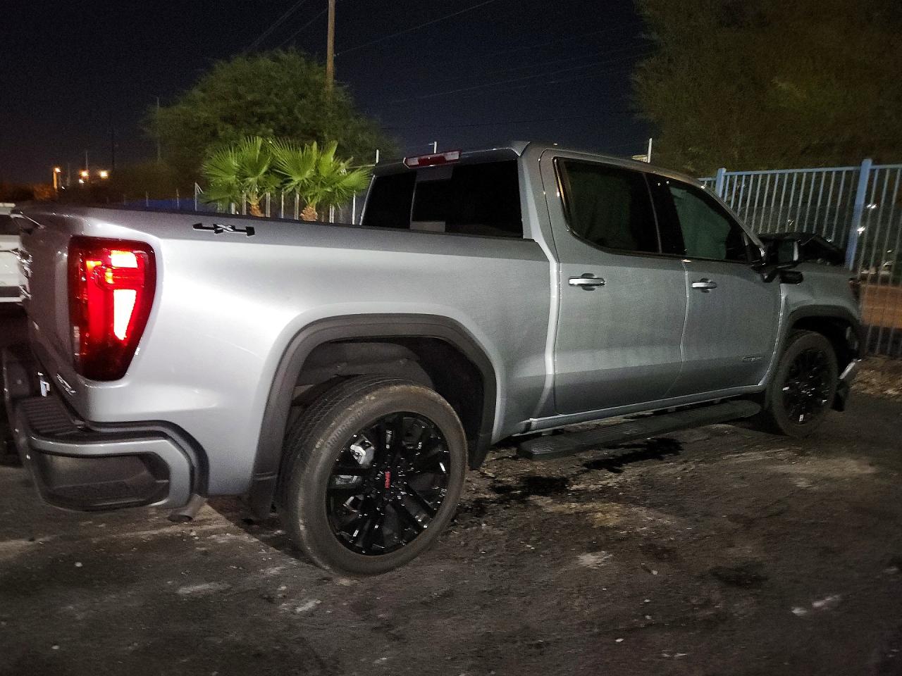 2026 GMC SIERRA K1500 ELEVATION — photo 3