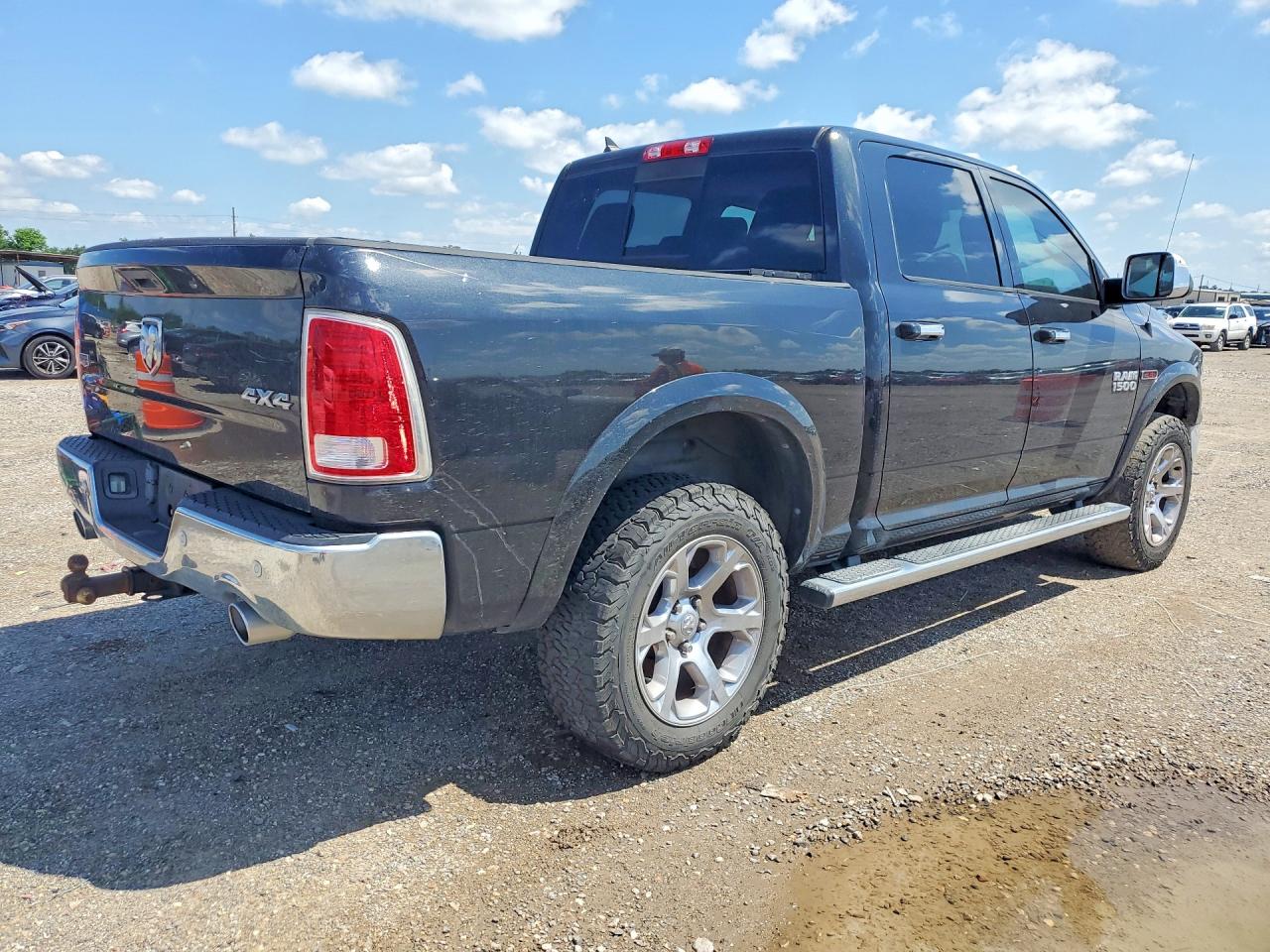 2016 RAM 1500 LARAMIE — снимка 3