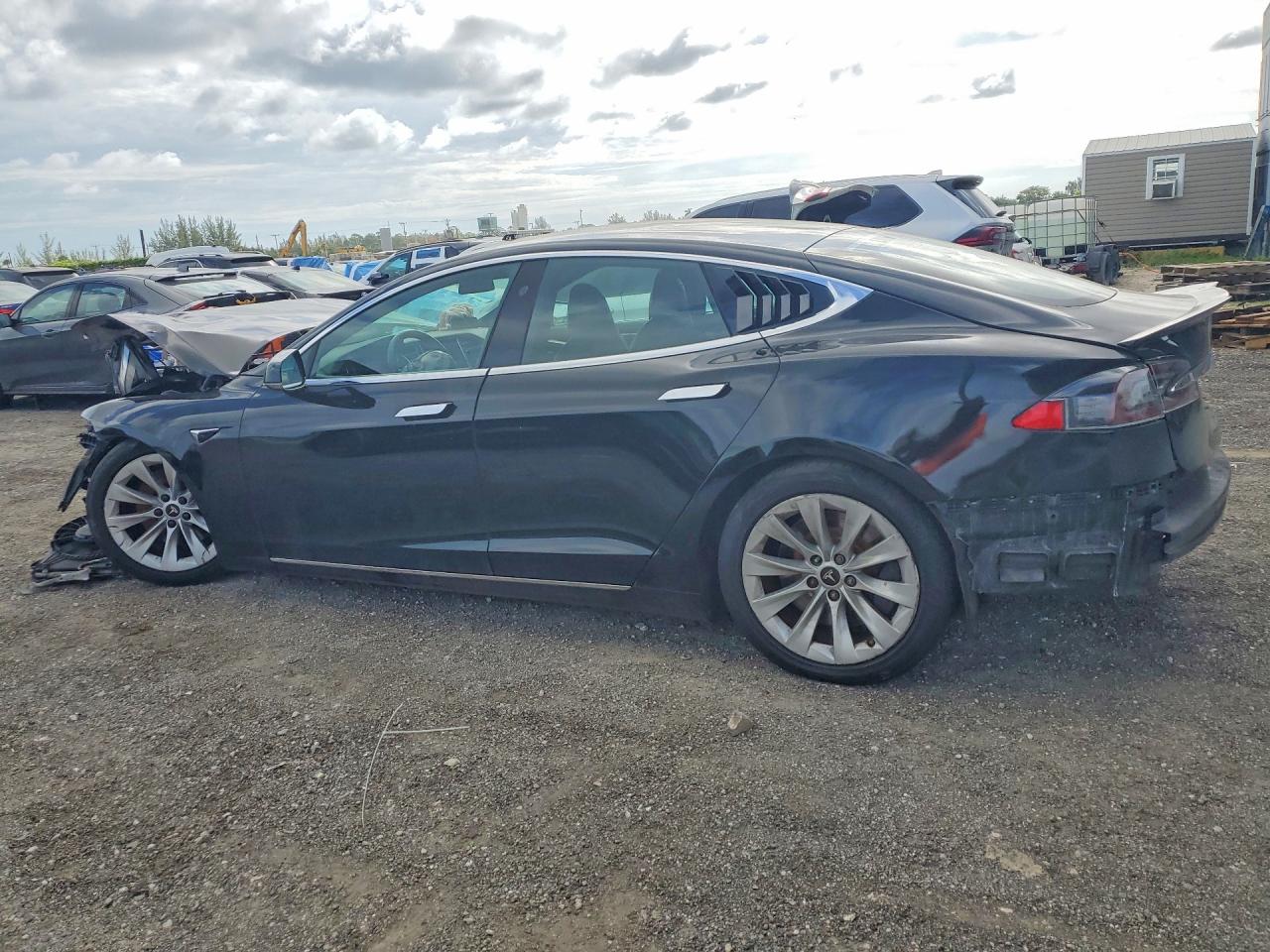 2018 TESLA MODEL S — photo 2
