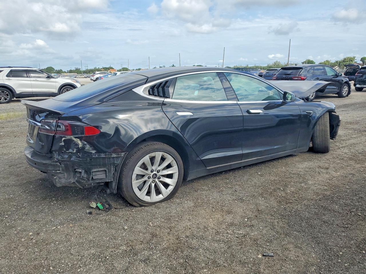 2018 TESLA MODEL S — photo 3