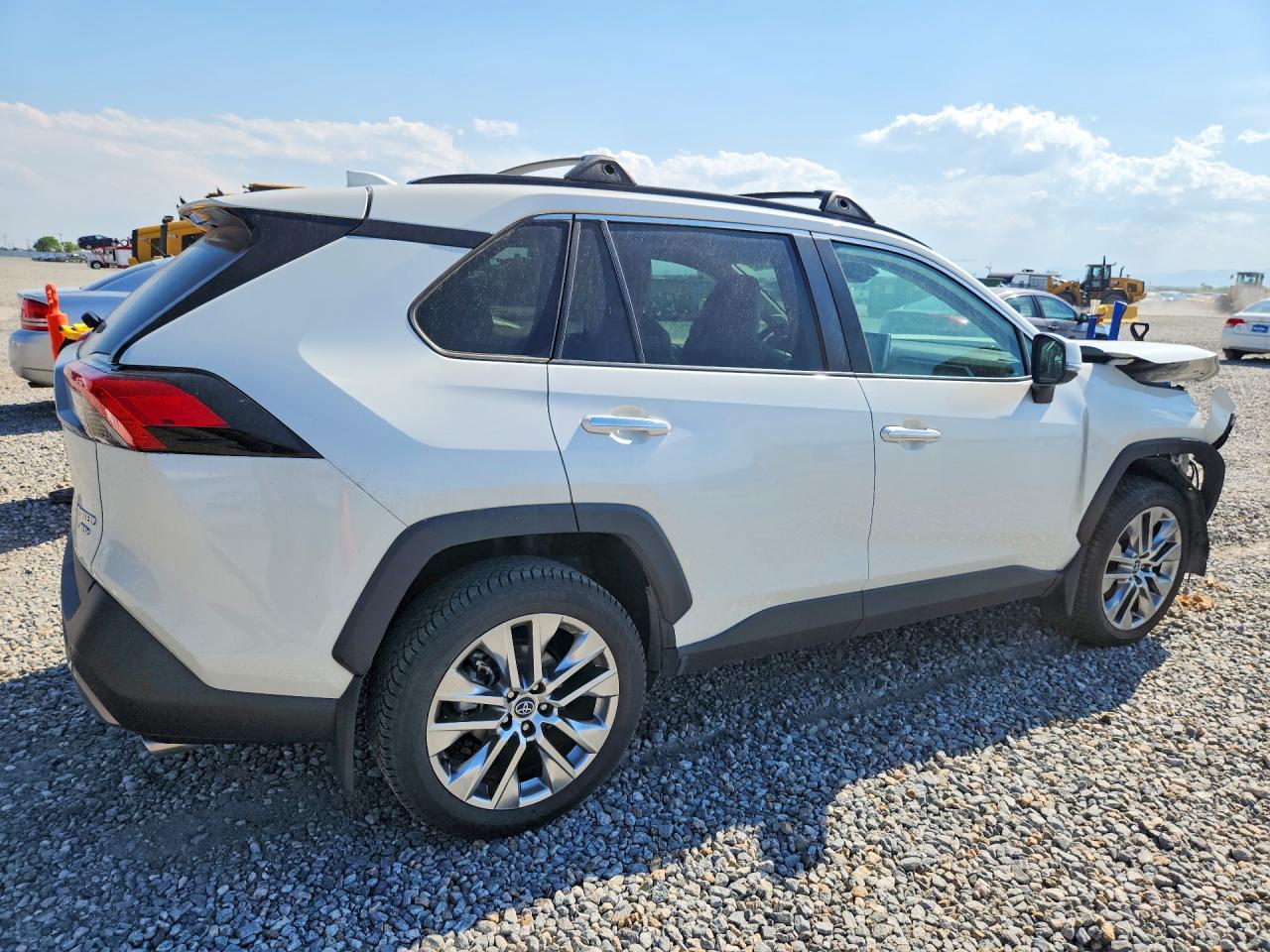2021 TOYOTA RAV4 LIMITED — снимка 3