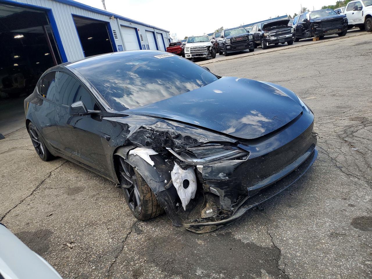 2026 TESLA MODEL 3 — снимка 4