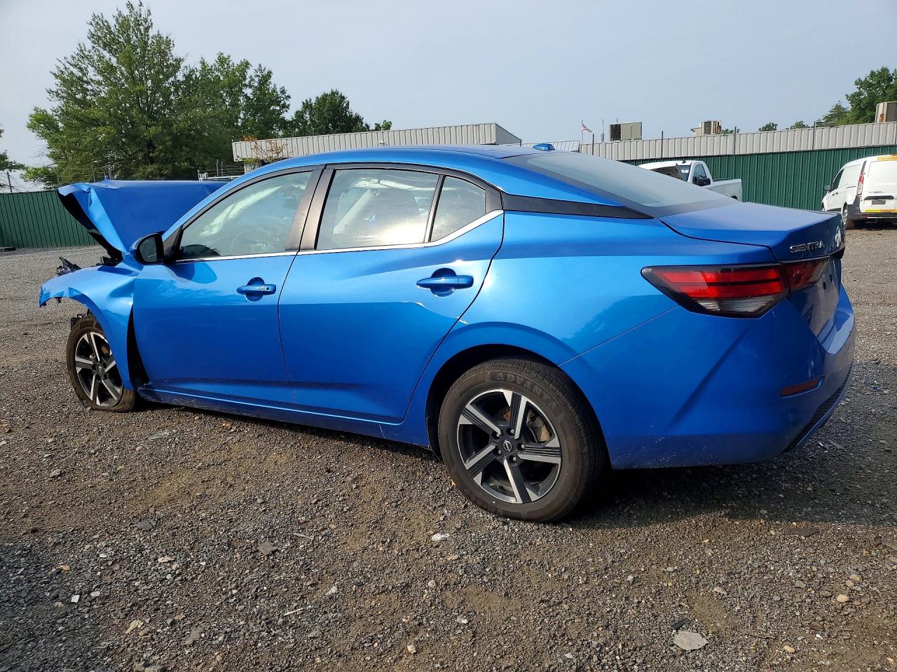 2025 NISSAN SENTRA SV — снимка 2