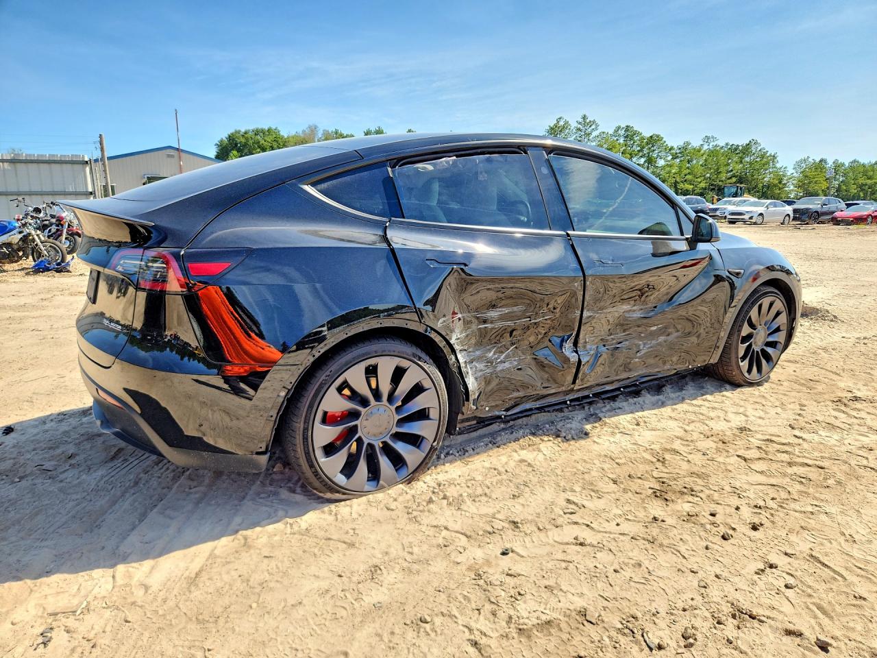 2024 TESLA MODEL Y — снимка 3