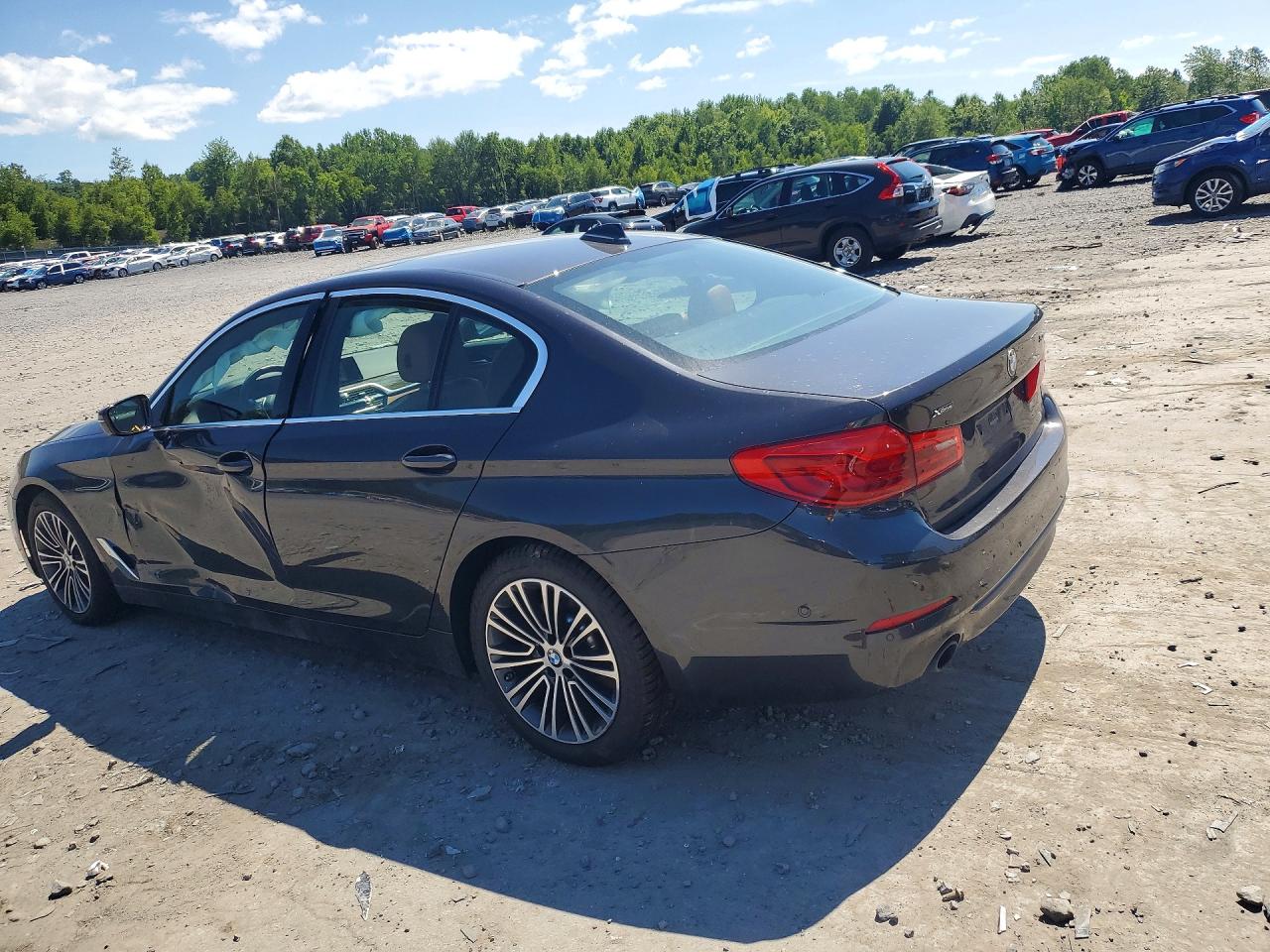 2020 BMW 530 XI — снимка 2