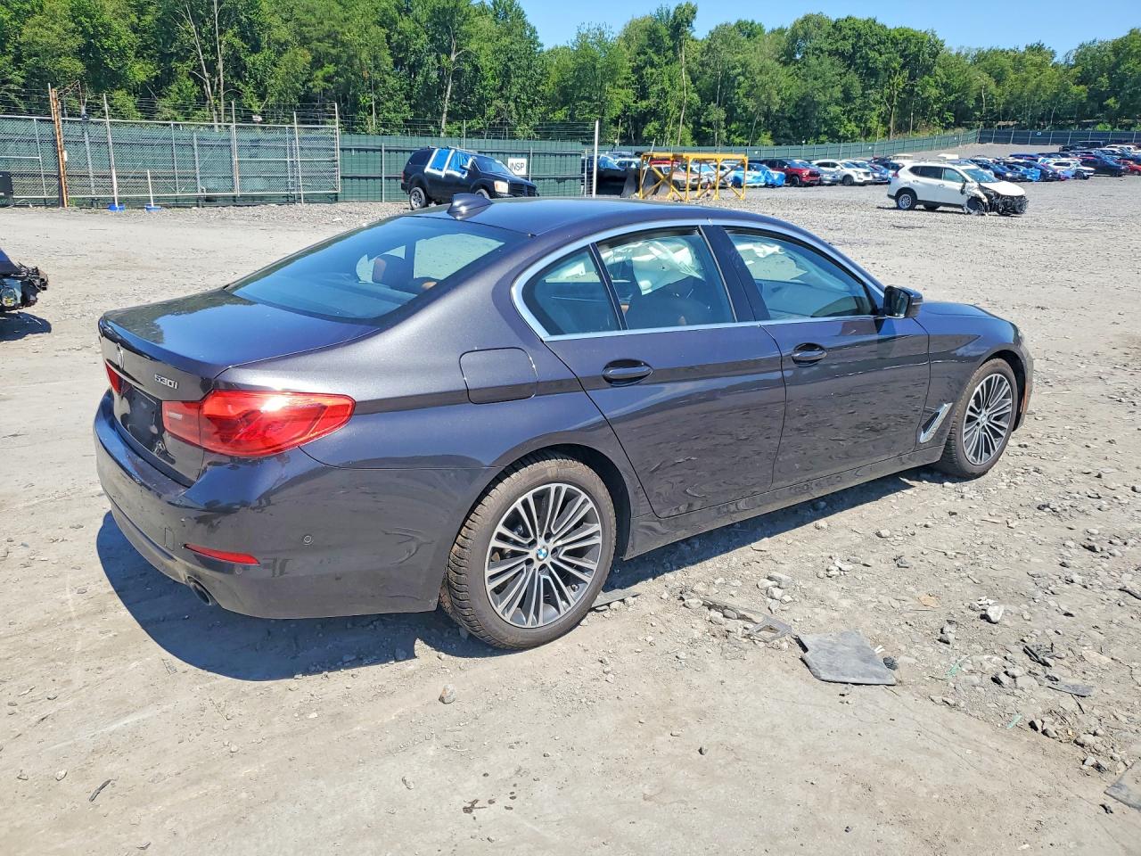 2020 BMW 530 XI — снимка 3