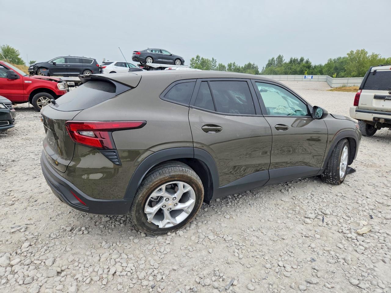 2024 CHEVROLET TRAX LS — снимка 3