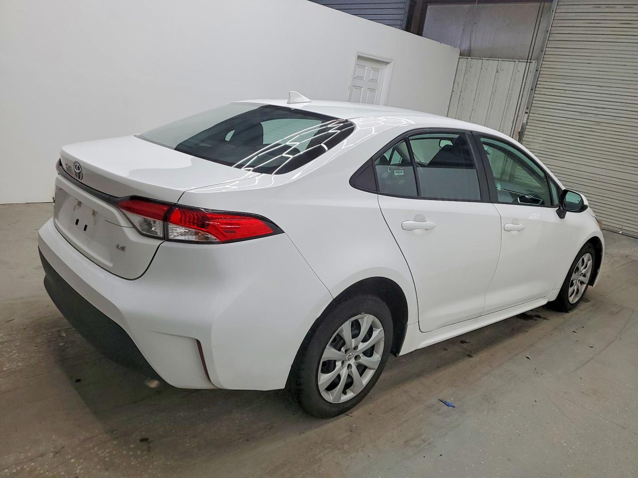 2025 TOYOTA COROLLA LE — снимка 3