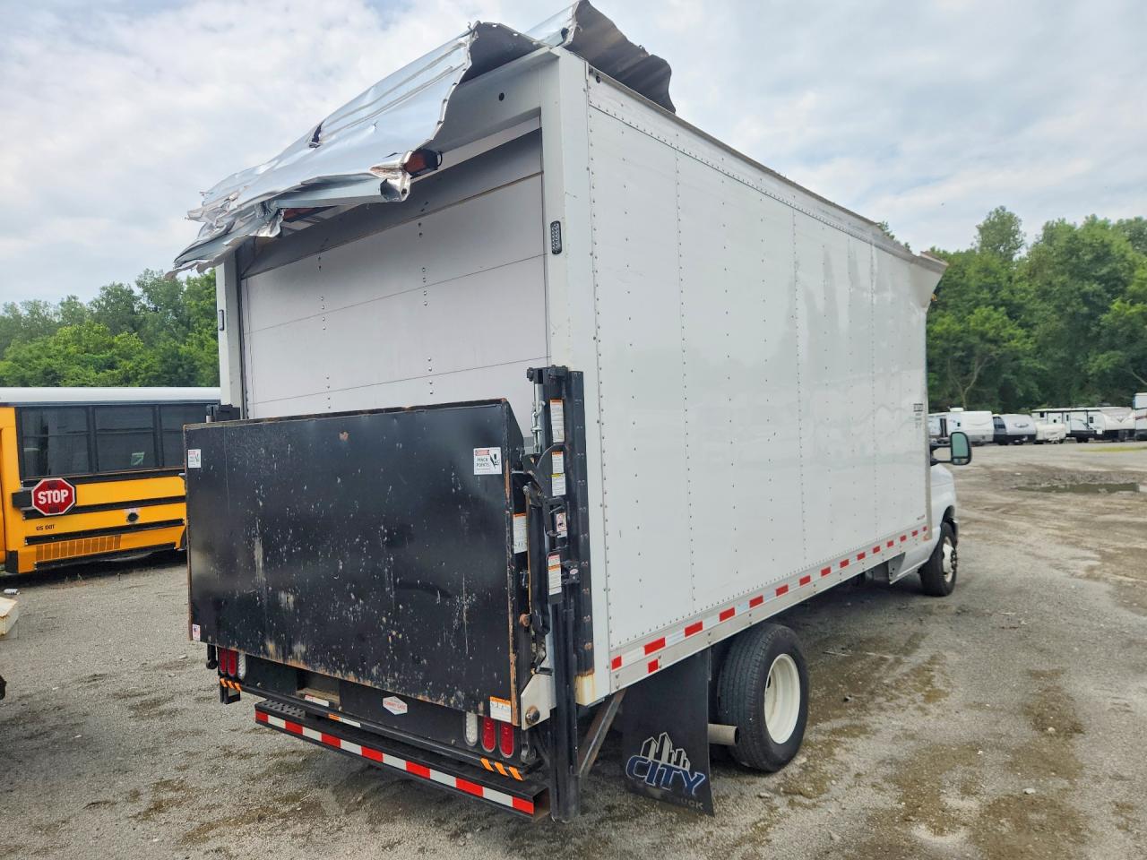2024 FORD E350 E350 SUPER DUTY CUTAWAY VAN — снимка 3