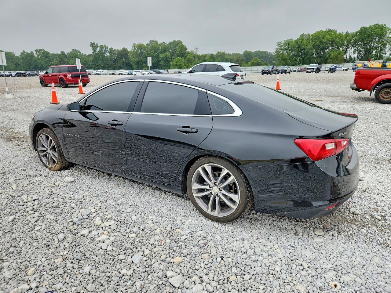 2023 CHEVROLET MALIBU LT — снимка 2