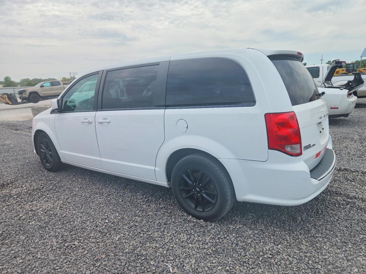 2019 DODGE GRAND CARAVAN GT — снимка 2