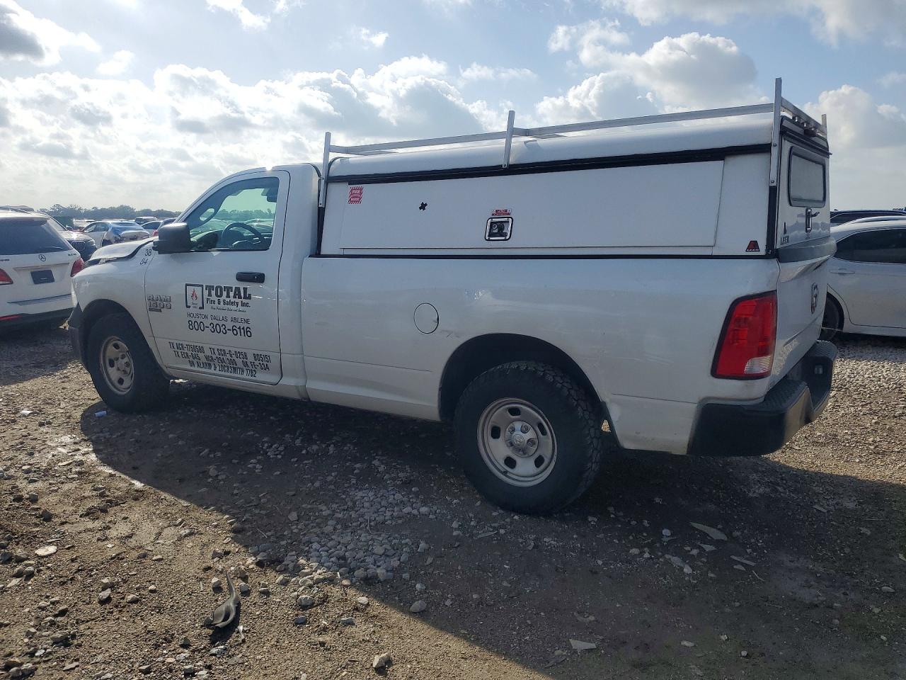 2022 RAM 1500 CLASSIC TRADESMAN — снимка 2