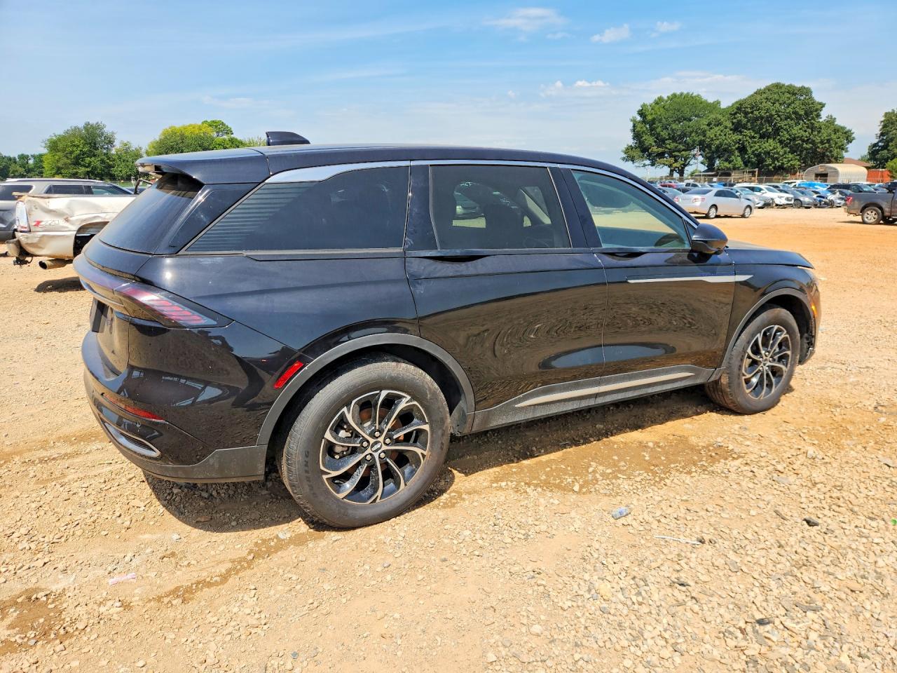 2025 LINCOLN NAUTILUS PREMIERE — photo 3