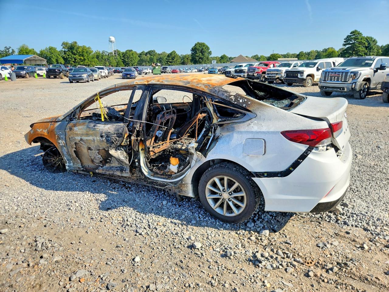 2019 HYUNDAI SONATA SE — снимка 2