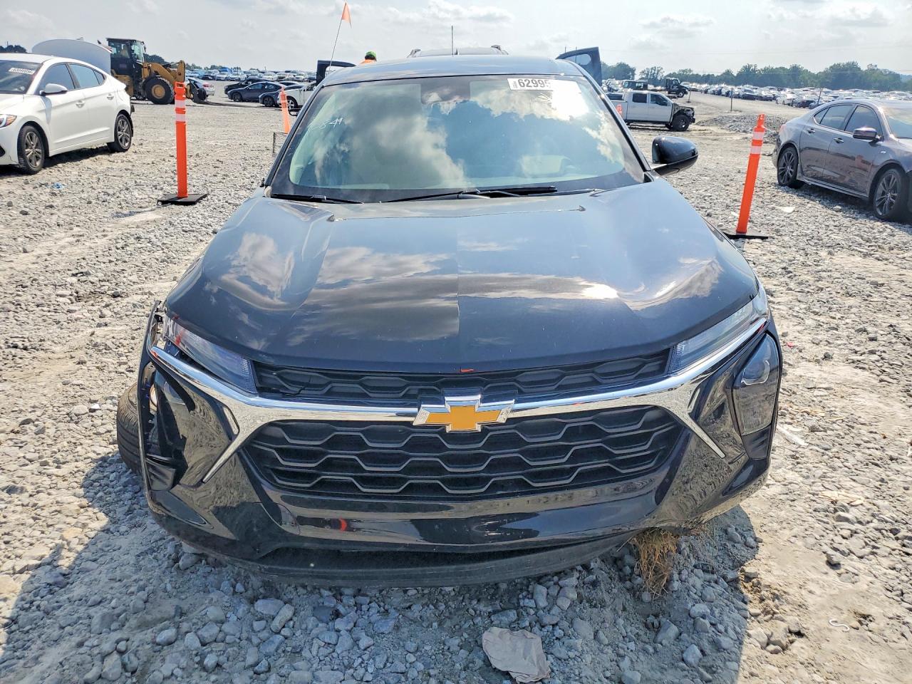 2025 CHEVROLET TRAX LS — снимка 5