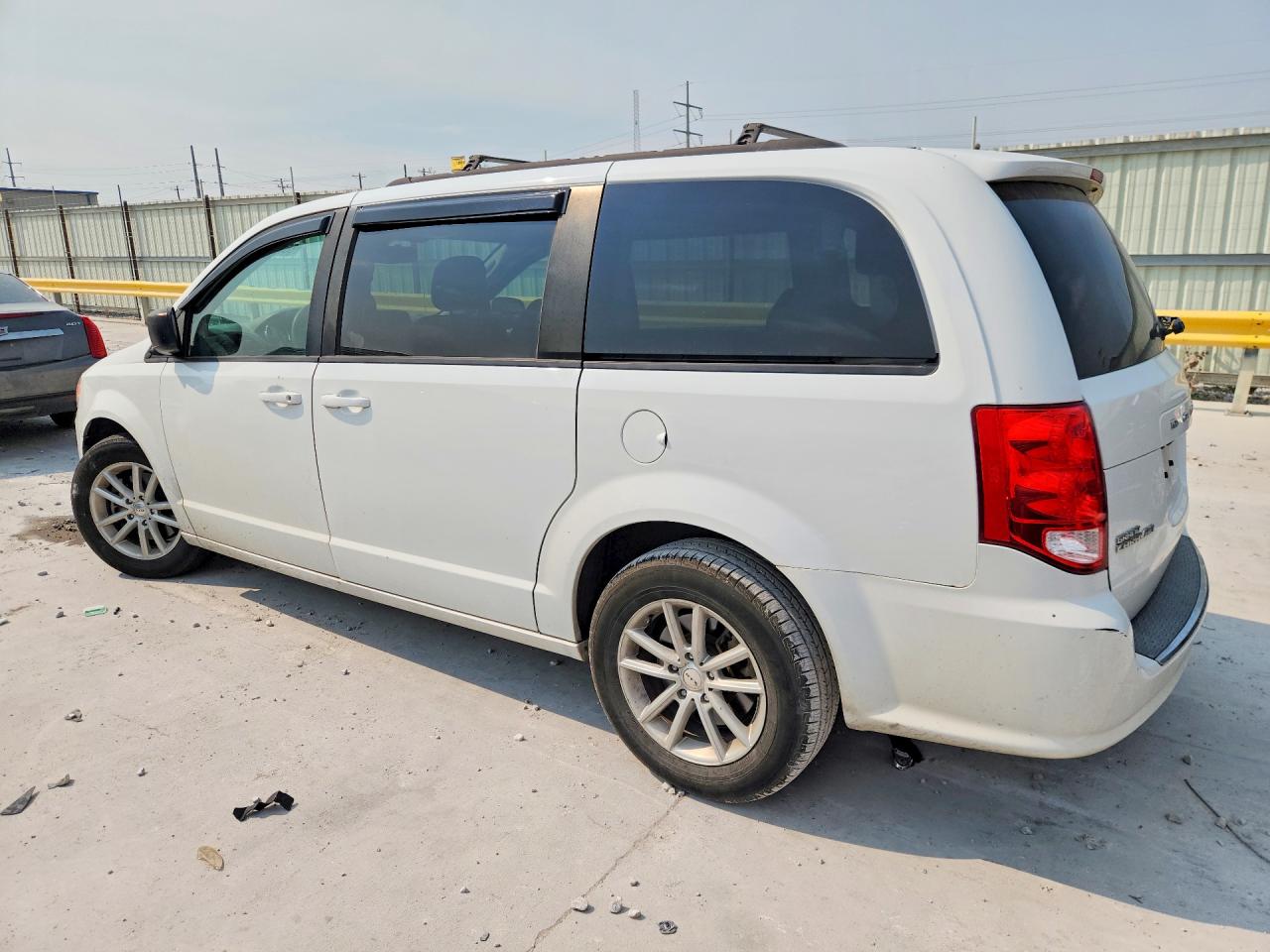 2018 DODGE GRAND CARAVAN SE — снимка 2