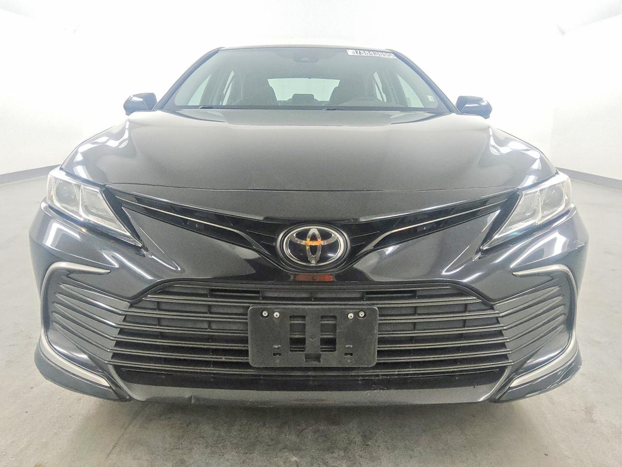 2021 TOYOTA CAMRY LE — снимка 5