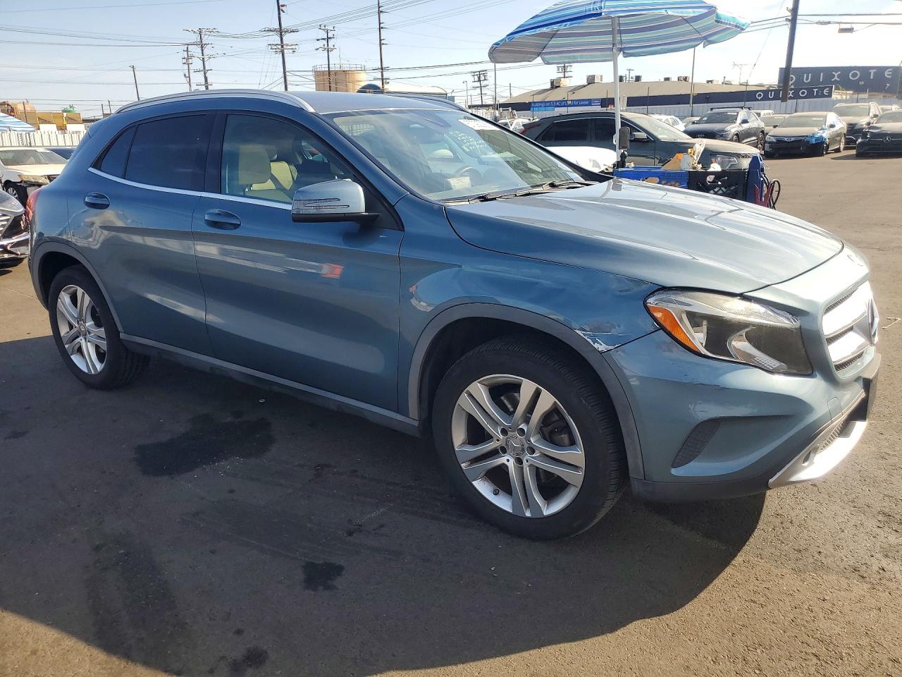 2015 MERCEDES-BENZ GLA 250 4MATIC — снимка 4