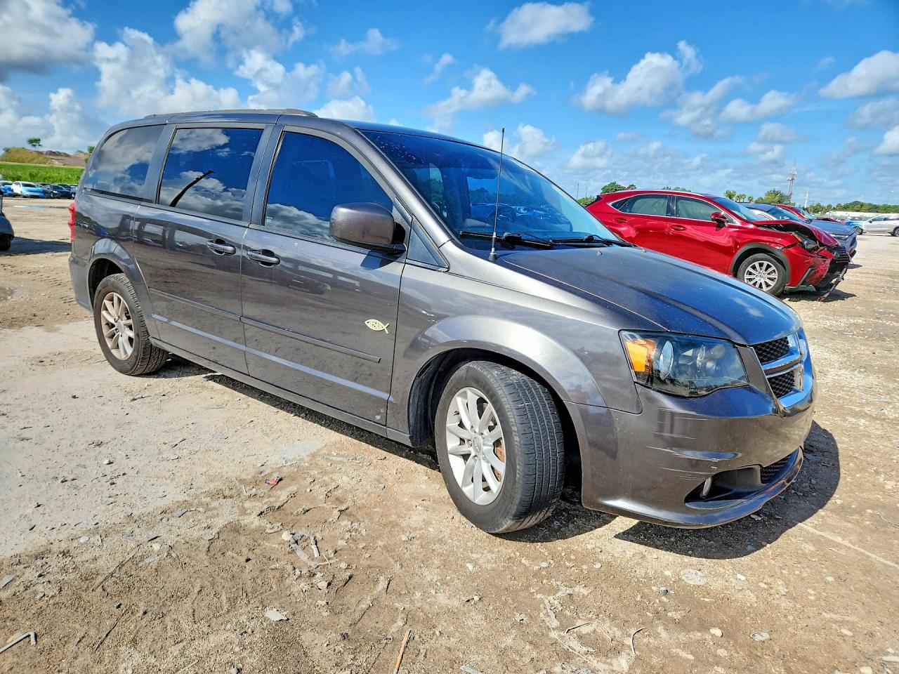 2016 DODGE GRAND CARAVAN SXT — снимка 4
