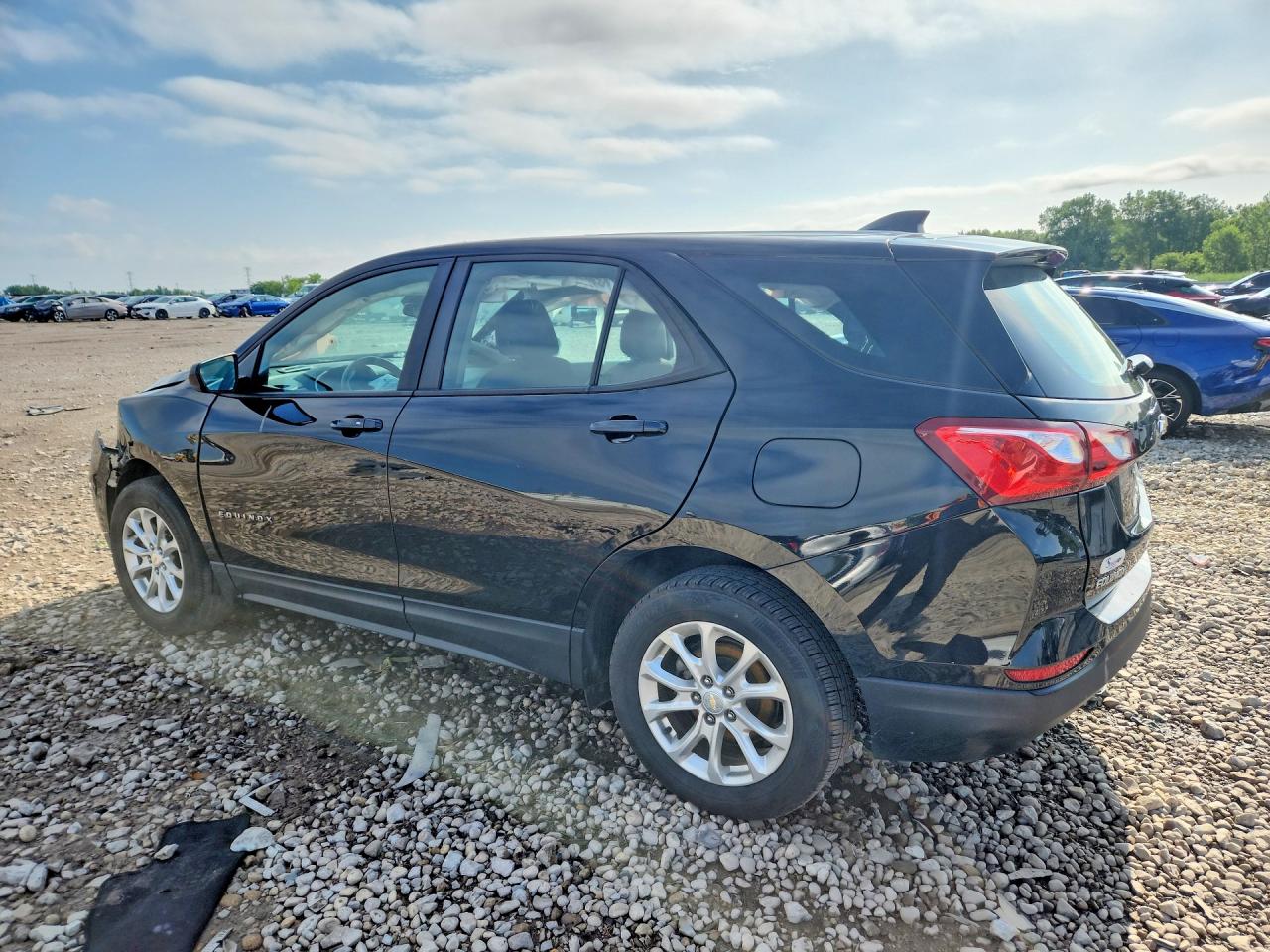 2020 CHEVROLET EQUINOX LS — снимка 2