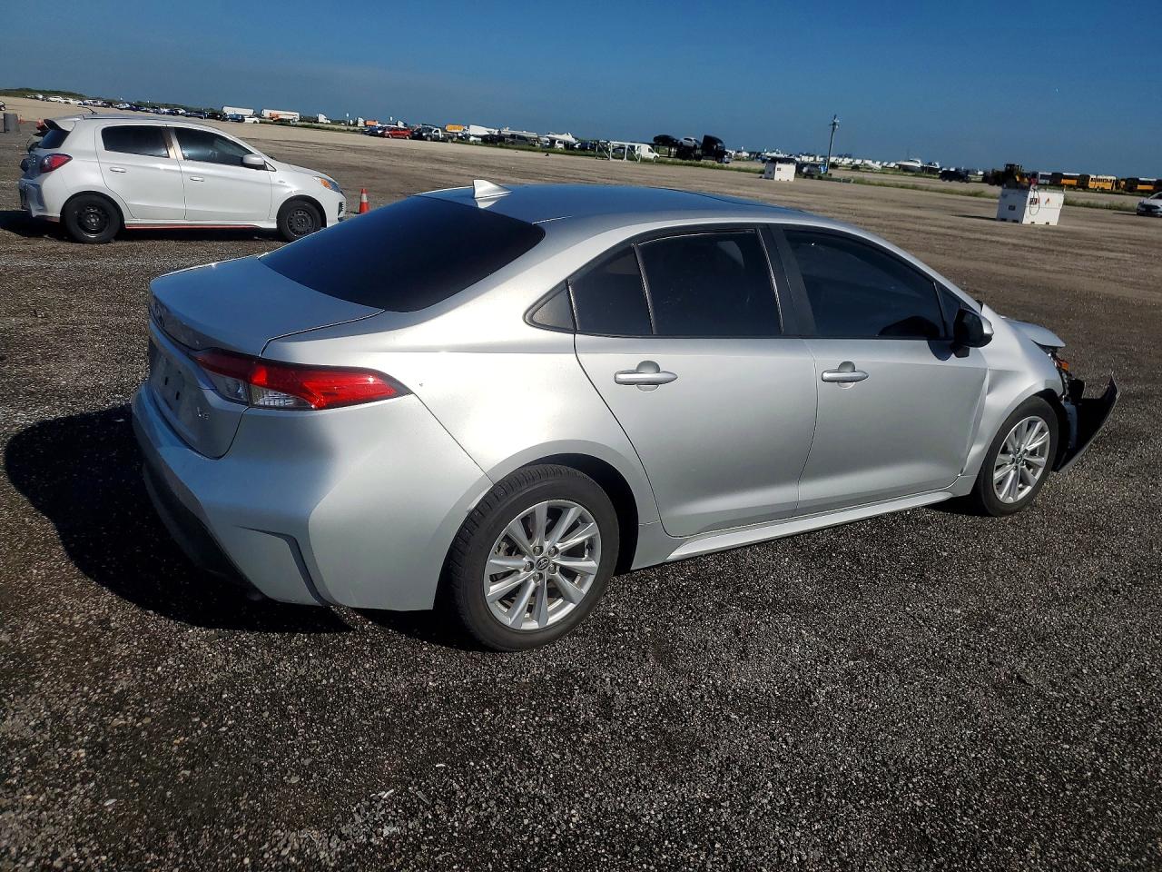 2023 TOYOTA COROLLA LE — снимка 3