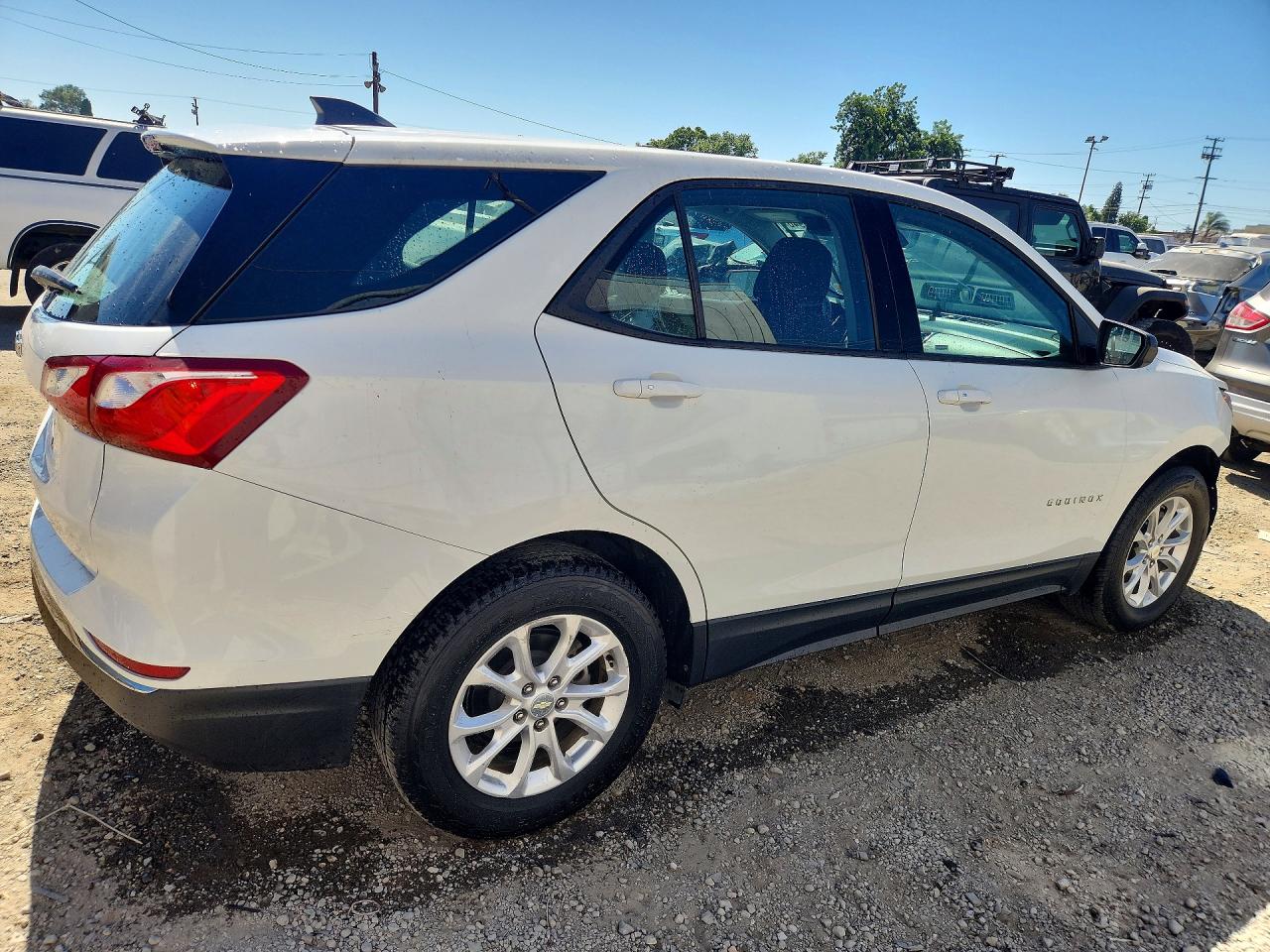 2018 CHEVROLET EQUINOX LS — снимка 3