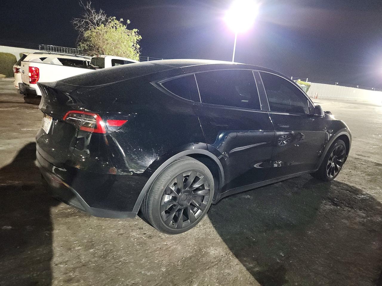 2024 TESLA MODEL Y — снимка 3