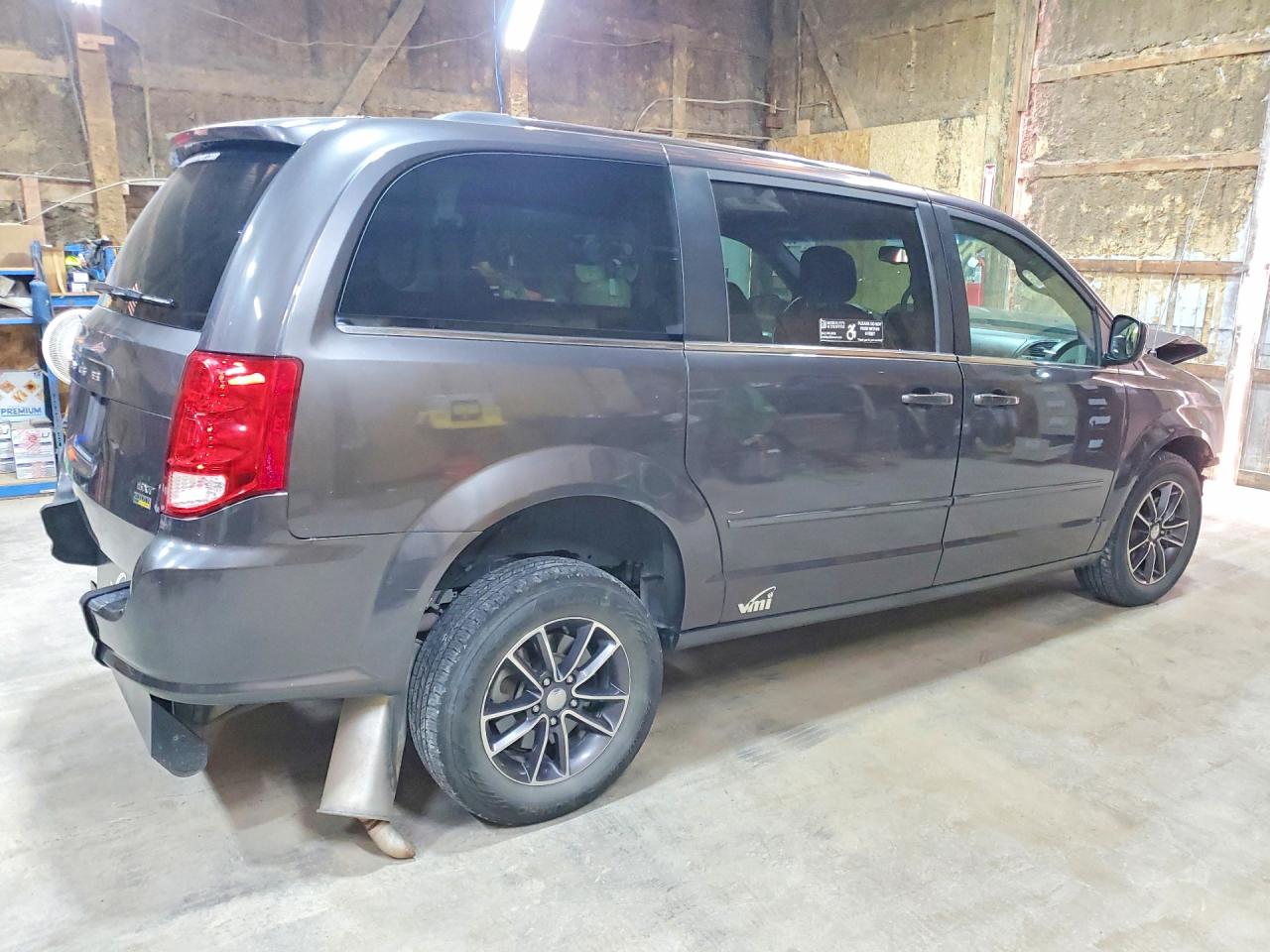 2017 DODGE GRAND CARAVAN SXT — снимка 3