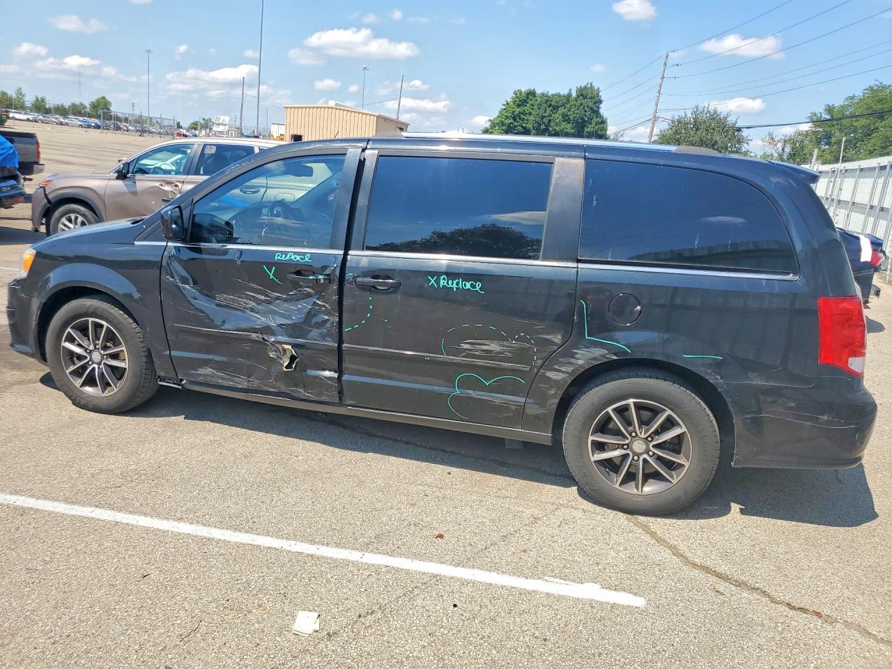 2016 DODGE GRAND CARAVAN SXT — снимка 2