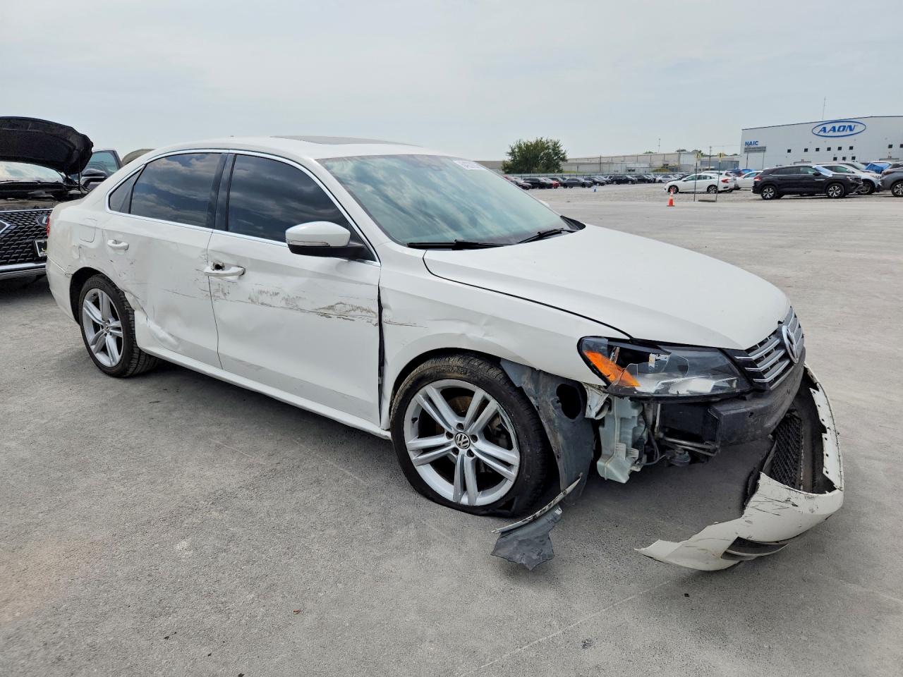 2015 VOLKSWAGEN PASSAT SE — снимка 4