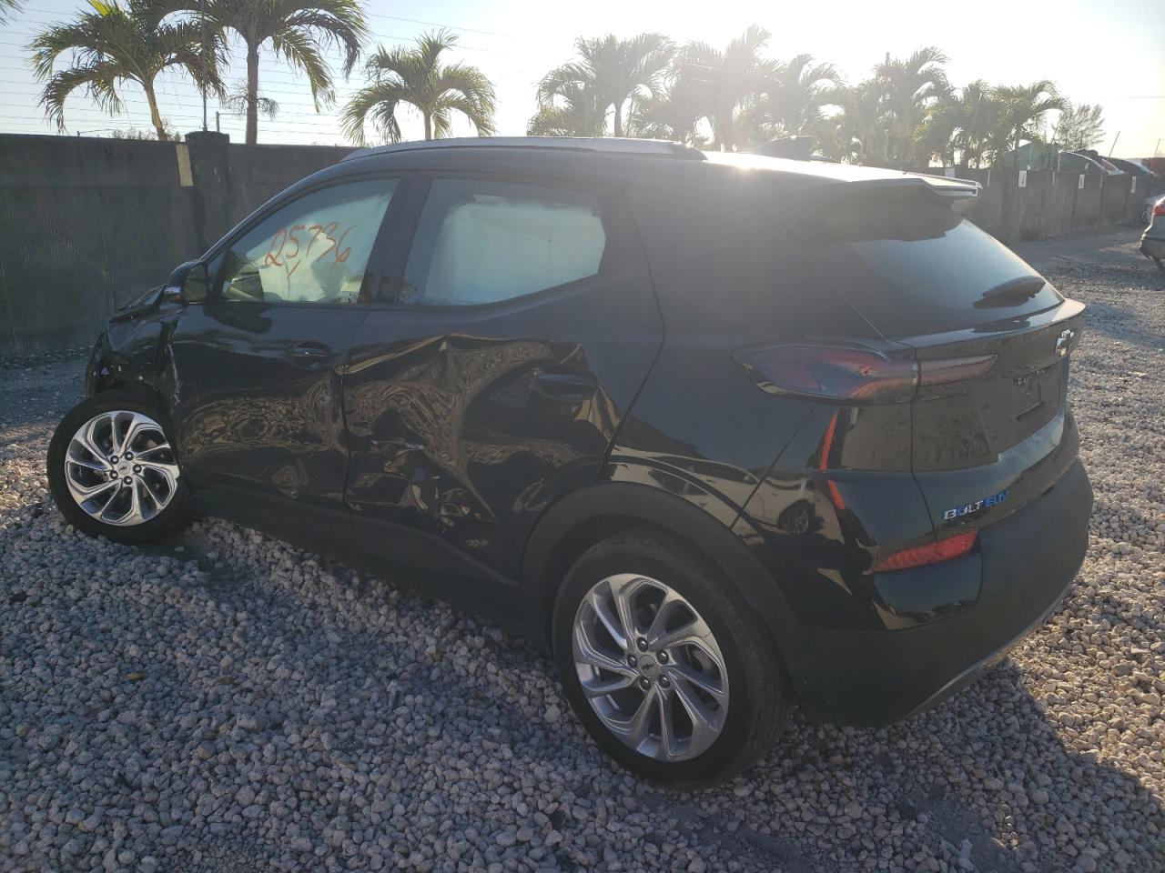 2022 CHEVROLET BOLT EUV LT — снимка 2