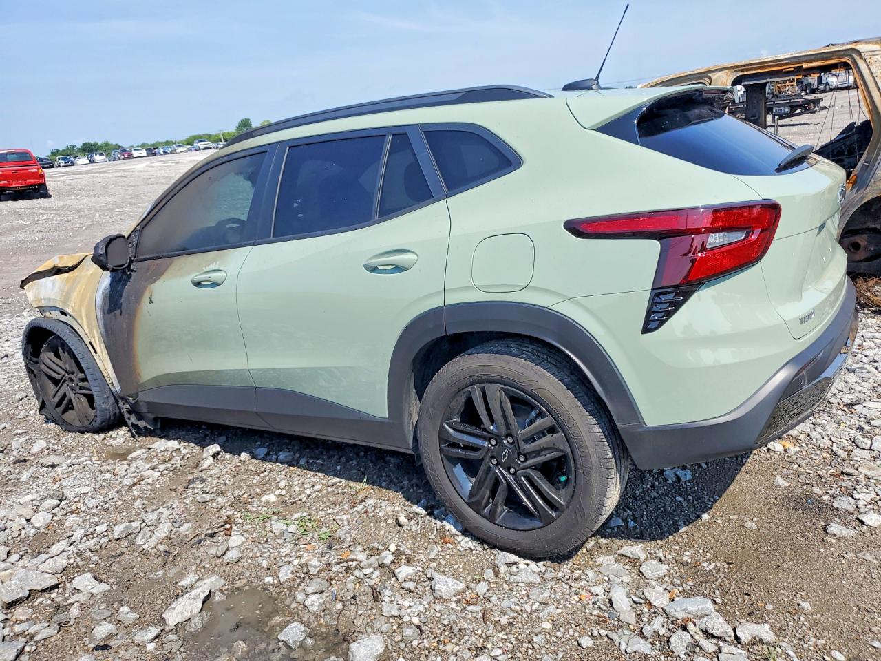 2025 CHEVROLET TRAX ACTIV — снимка 2