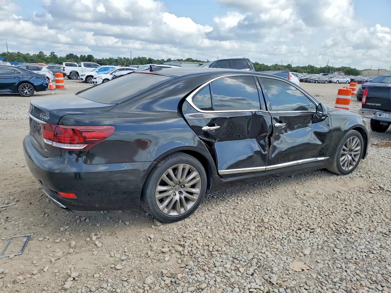 2013 LEXUS LS 460 — снимка 3